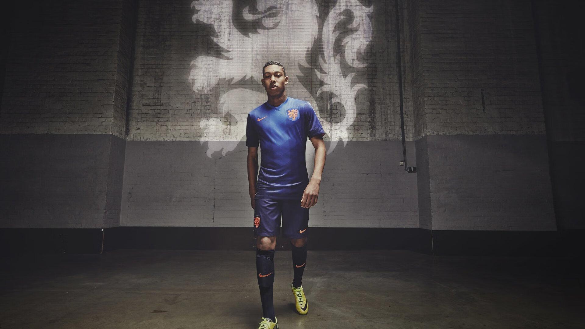 大博阿滕语出惊人，若赴巴萨需梅西首肯，直言更欣赏C罗风格